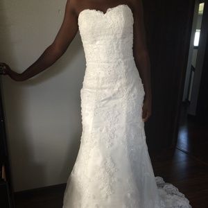 Wedding dress